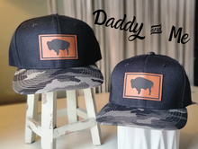 Load image into Gallery viewer, Daddy &amp; Me Snap Back Set - Wyo Flag